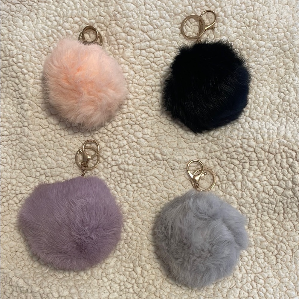 Fluffy Keychain Pom Pom Set - Multicolor